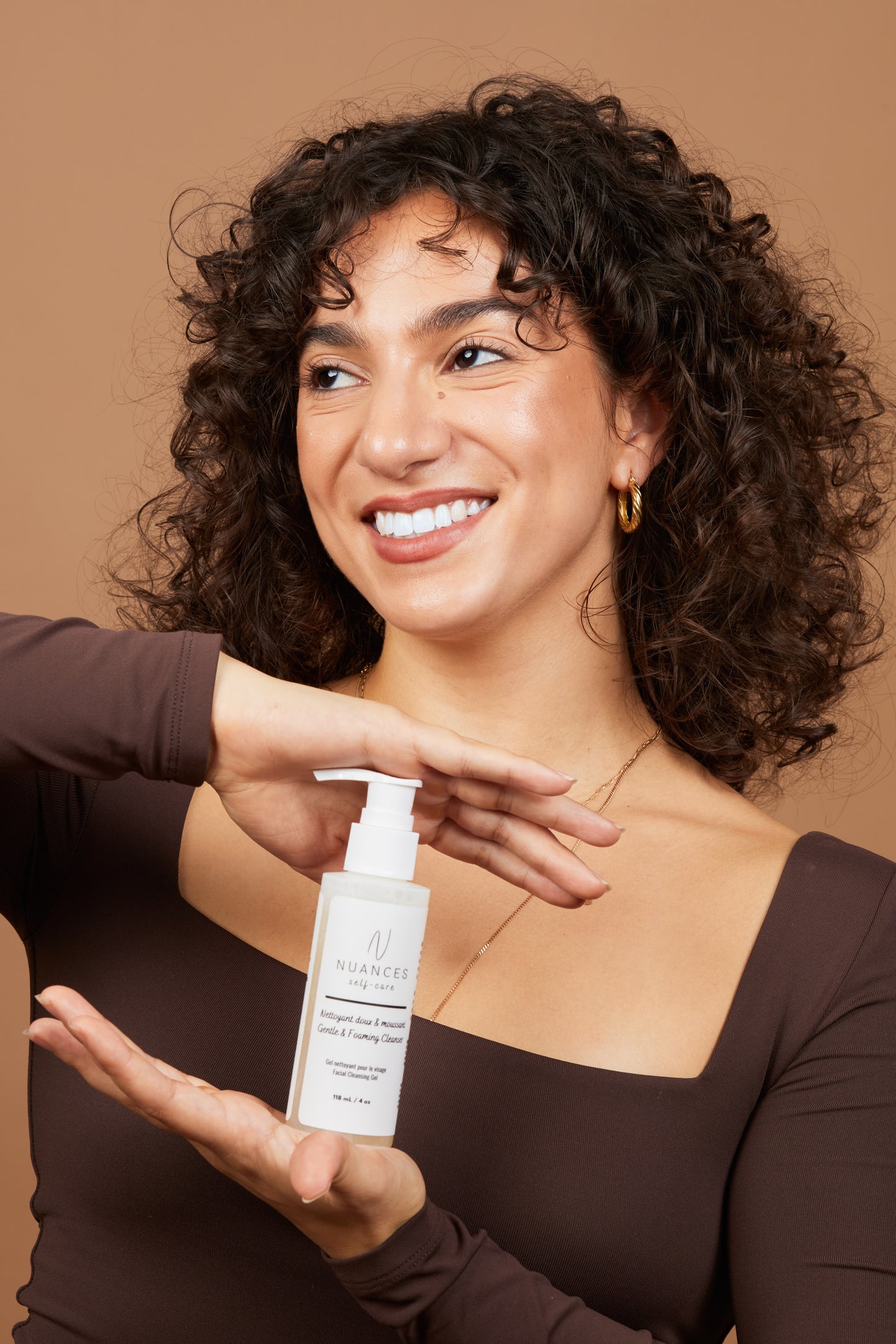 Gentle & Foaming Cleanser